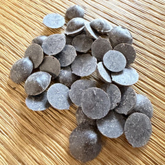 Natural-Fitness24-Kakaomasse-peru-ohne-Zusatzstoffe-500g-Dropform